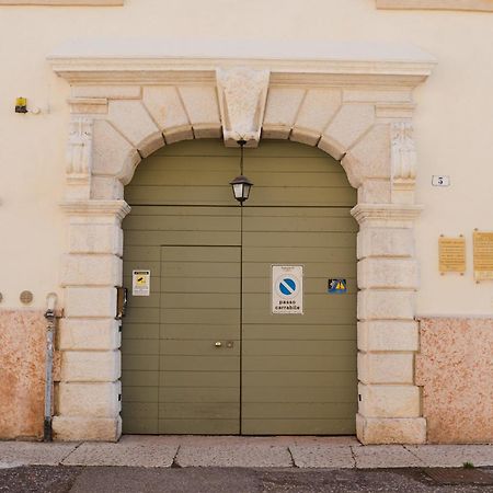 Loft Artigliere Centro Verona 120Mq 4 Rooms 外观 照片